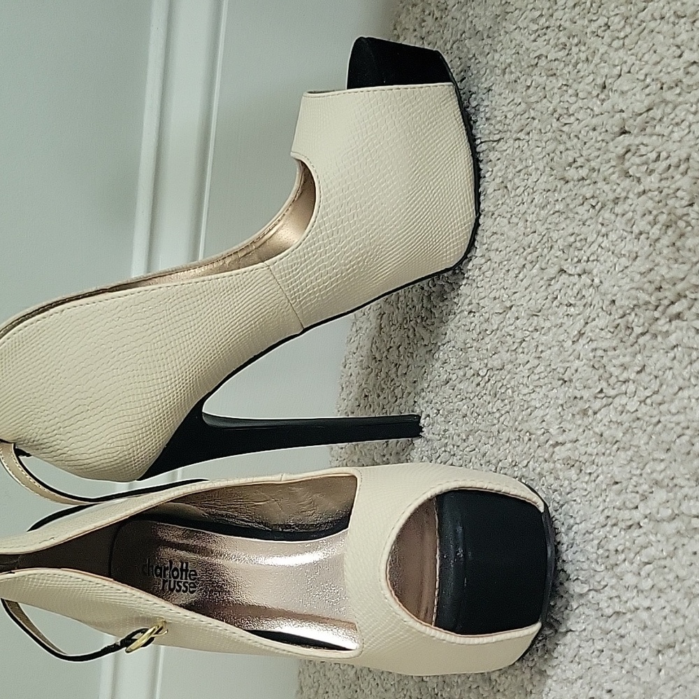 5 inch black and ivory platform heels.